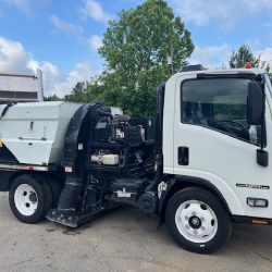 2021 SCHWARZE Super Updraft mounted on Isuzu NPR HD GAS CHASSIS